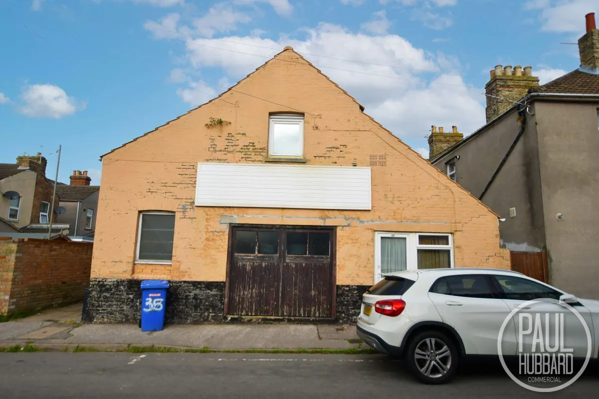 Melbourne Road, Lowestoft, Suffolk, NR32 1ST - Online Auctions