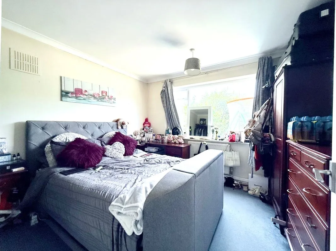 Hillvue Close, Norwich, Norfolk, NR5 0NQ - Online Auctions