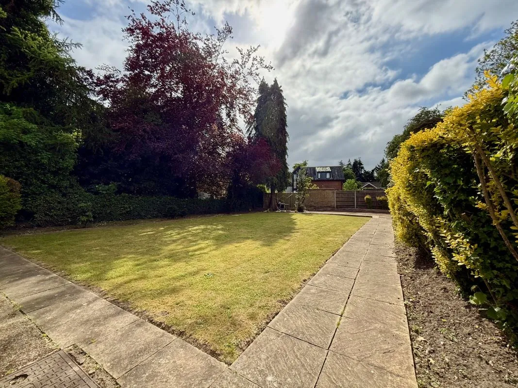 New Central Garage, Hempnall, Norfolk, NR15 2LP - Online Auctions