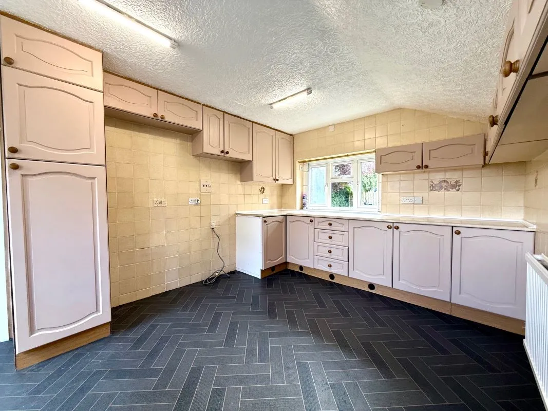 New Central Garage, Hempnall, Norfolk, NR15 2LP - Online Auctions