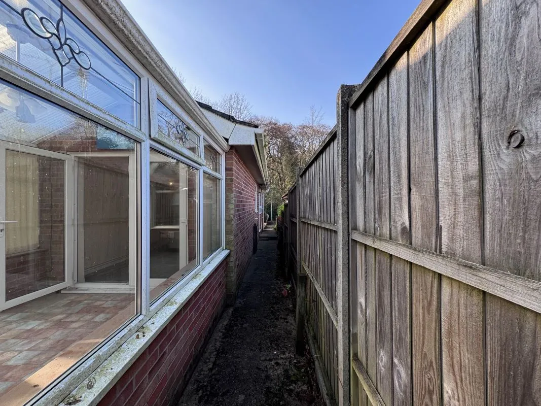 Crome Walk, Lowestoft, Suffolk, NR32 4NF - Online Auctions