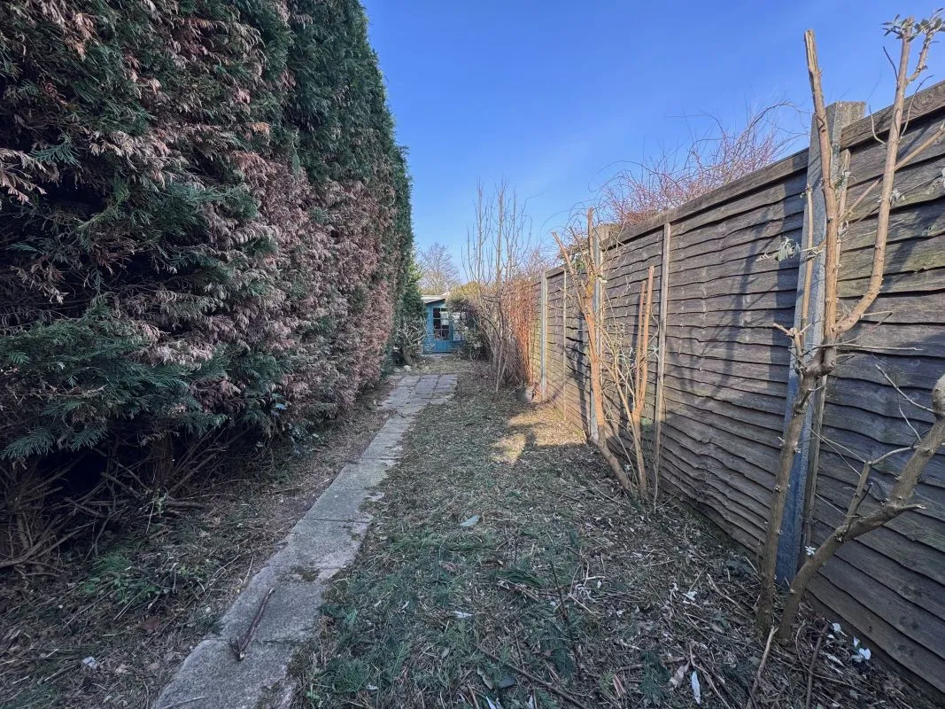 Crome Walk, Lowestoft, Suffolk, NR32 4NF - Online Auctions