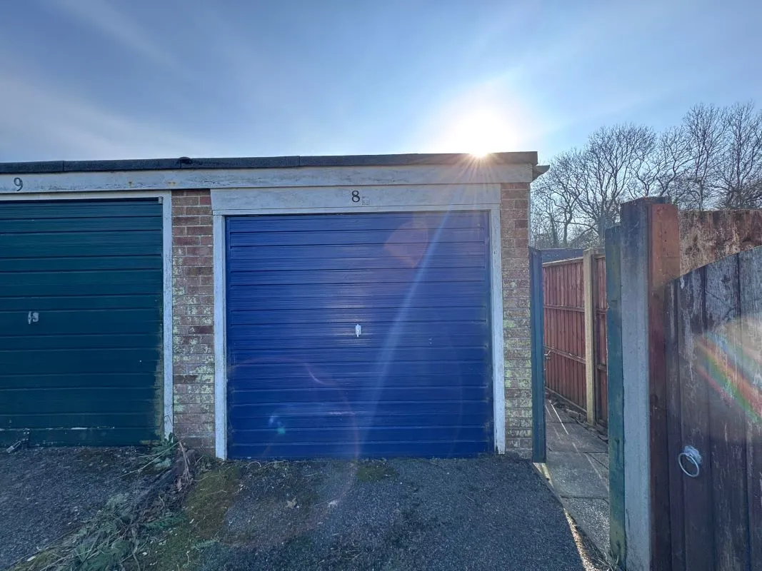 Crome Walk, Lowestoft, Suffolk, NR32 4NF - Online Auctions