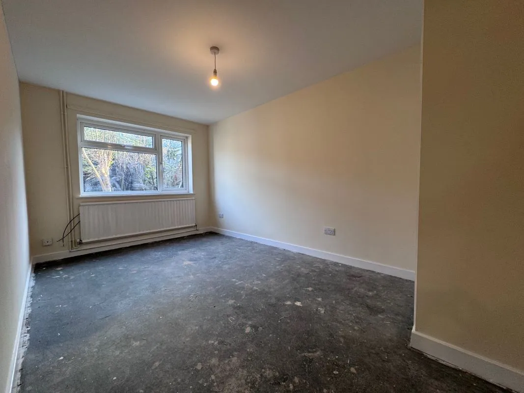 Crome Walk, Lowestoft, Suffolk, NR32 4NF - Online Auctions