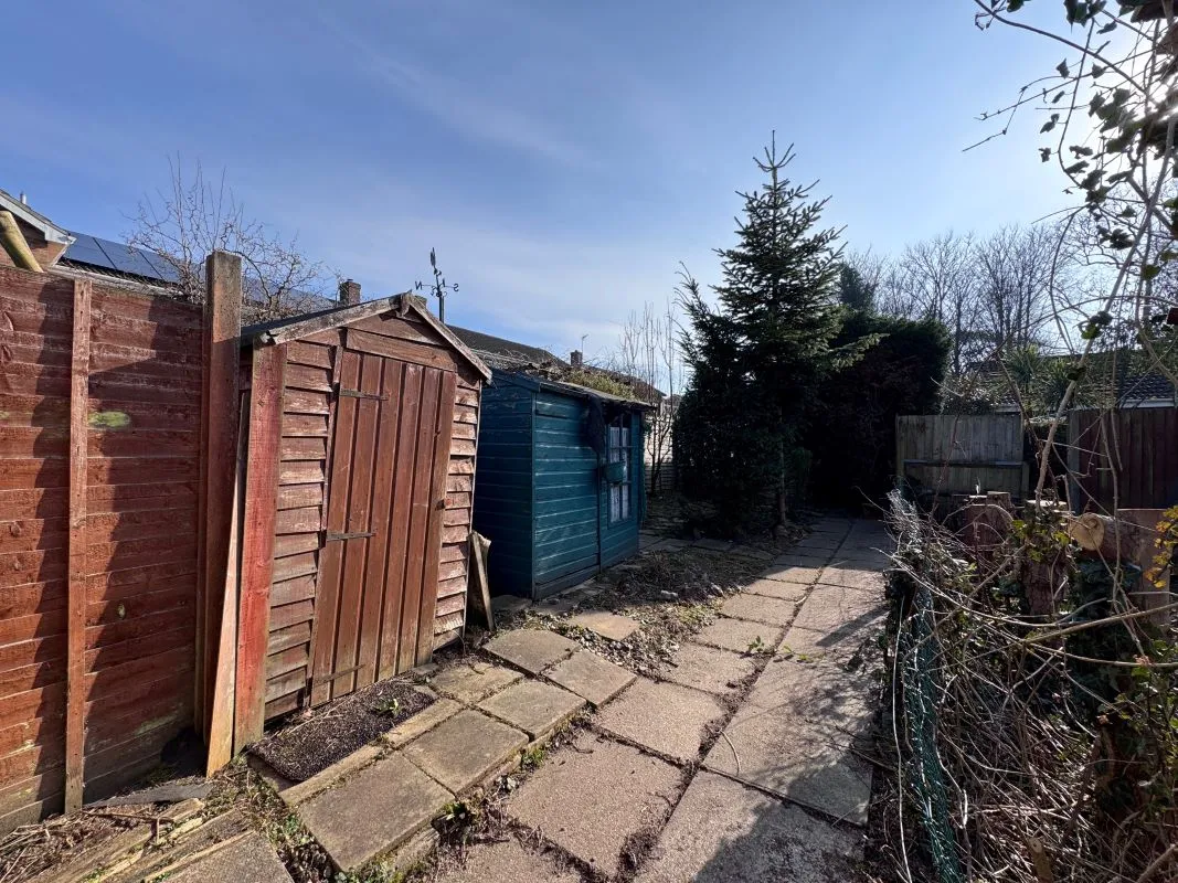 Crome Walk, Lowestoft, Suffolk, NR32 4NF - Online Auctions