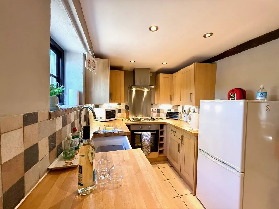 Cross Street, Holt, Norfolk, NR25 6HZ - Online Auctions