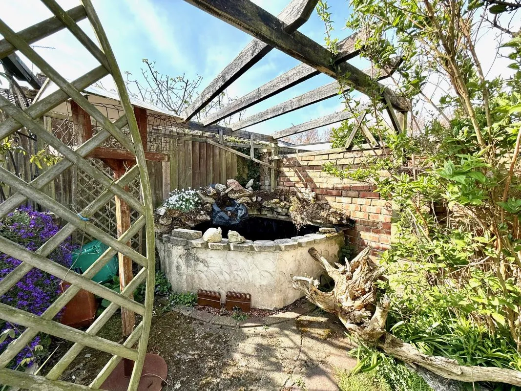 Cranleigh Road, Lowestoft, Suffolk, NR33 7EX - Online Auctions
