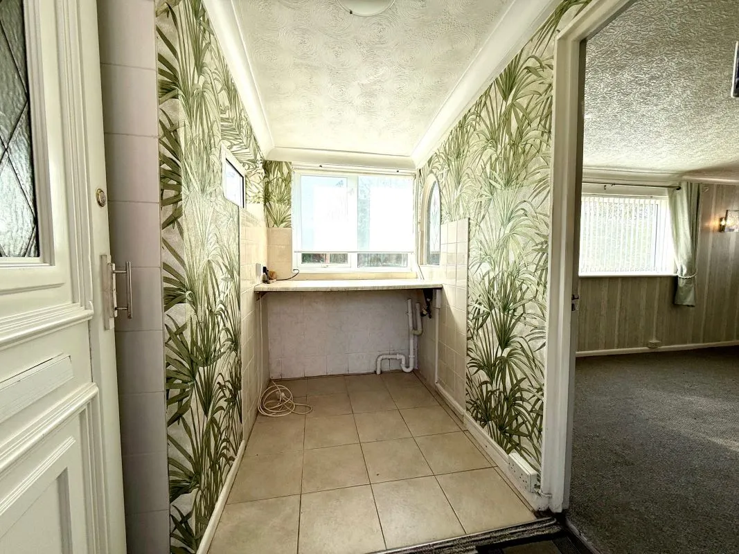 Cranleigh Road, Lowestoft, Suffolk, NR33 7EX - Online Auctions