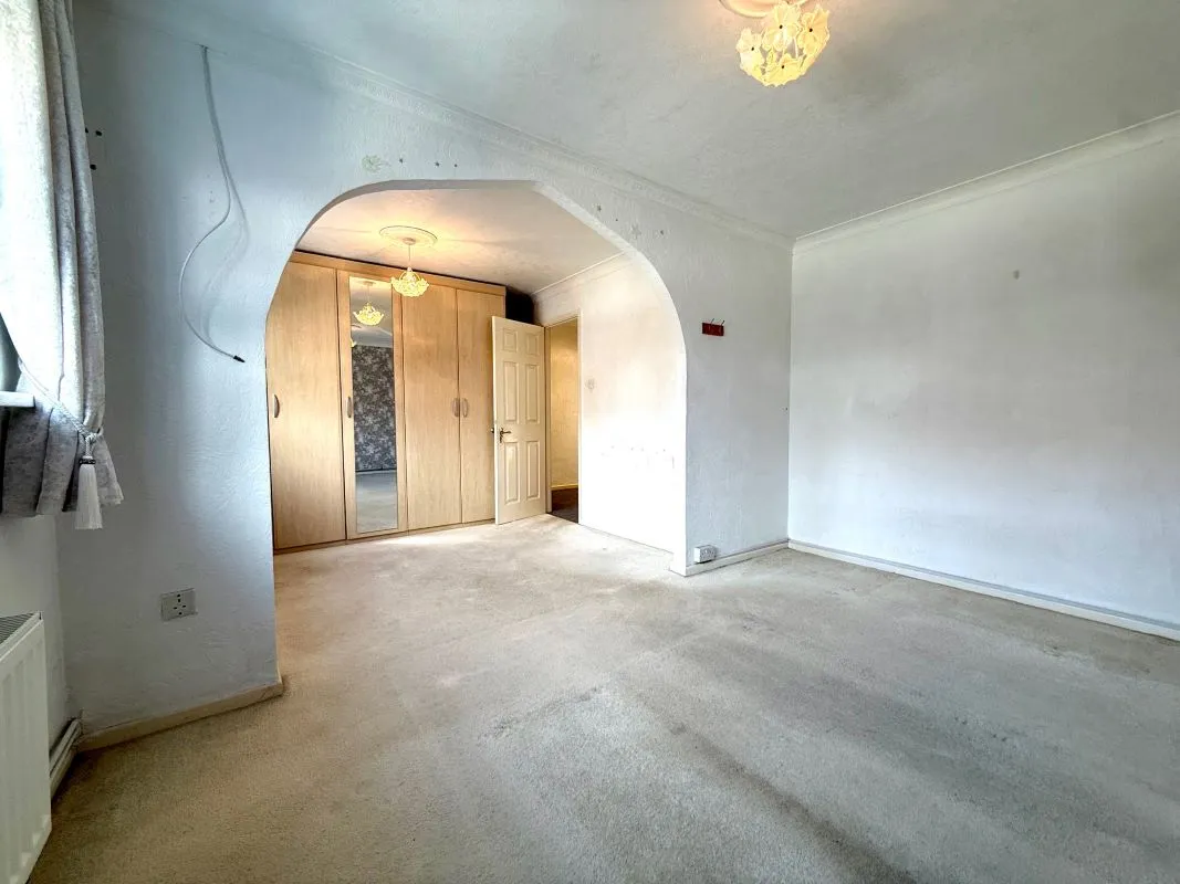Cranleigh Road, Lowestoft, Suffolk, NR33 7EX - Online Auctions