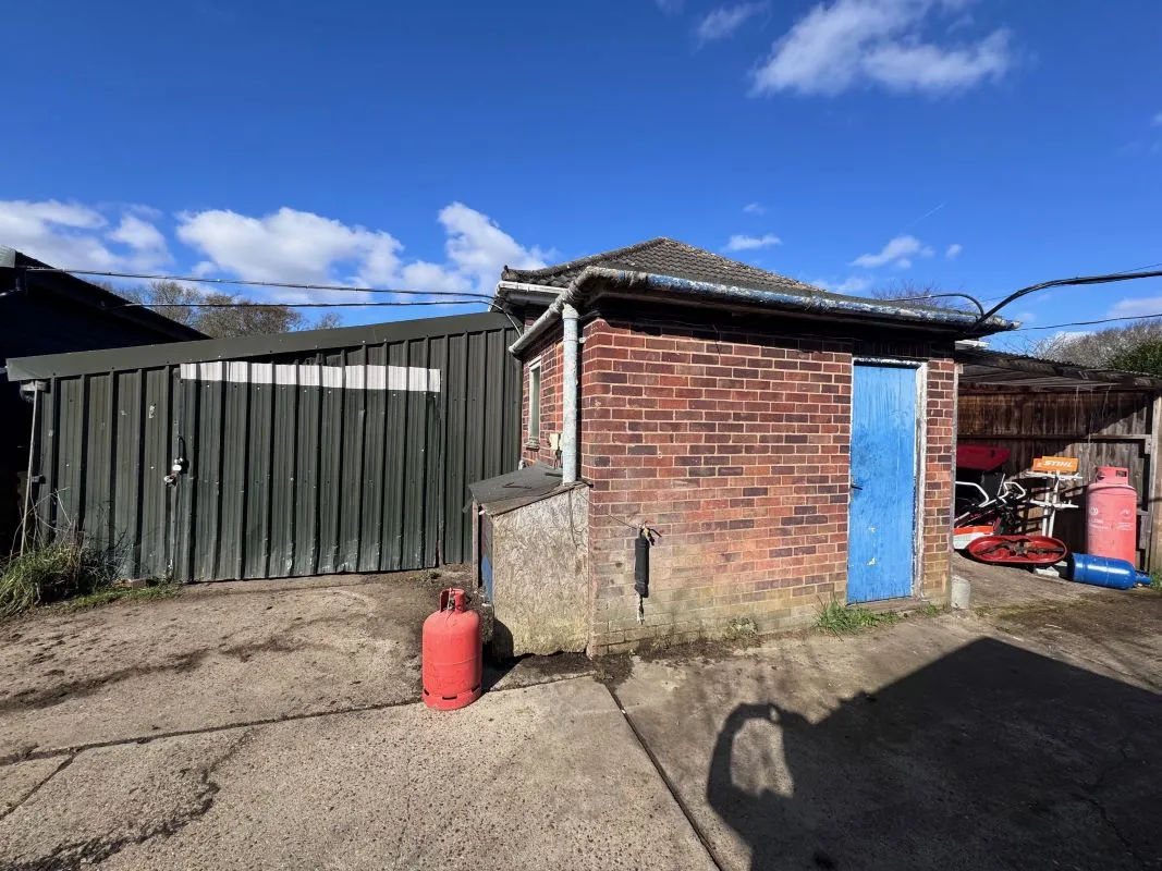 Acle Garden Machinery, Norwich Road, Acle, Norwich, Norfolk, NR13 3BY - Online Auctions