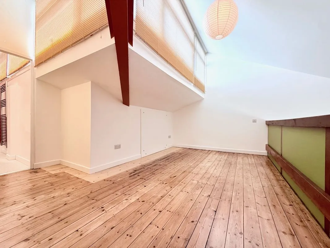 Earlham House, Earlham Road, Norwich, Norfolk, NR2 3PF - Online Auctions