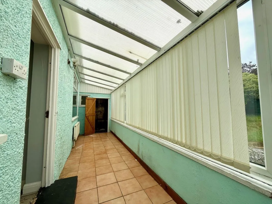 Dell Road East, Lowestoft, Suffolk, NR33 9LB - Online Auctions