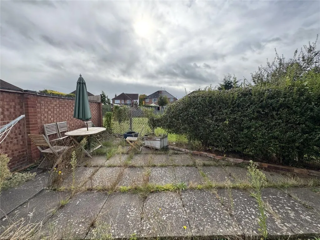 4 bed Semi-Detached
