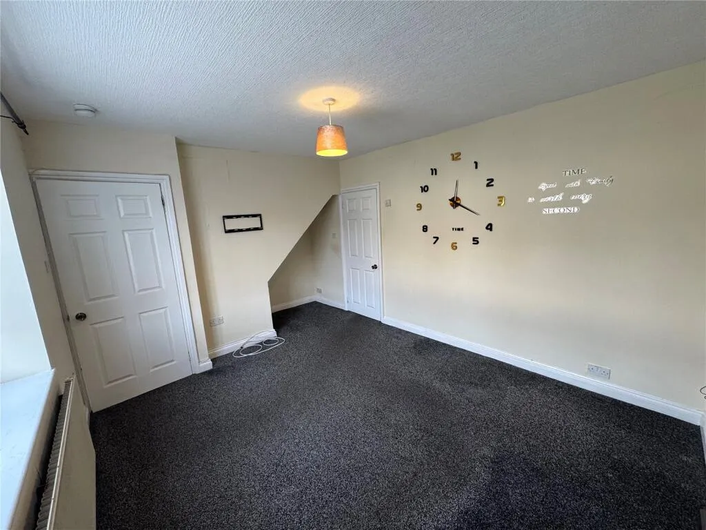 4 bed Semi-Detached