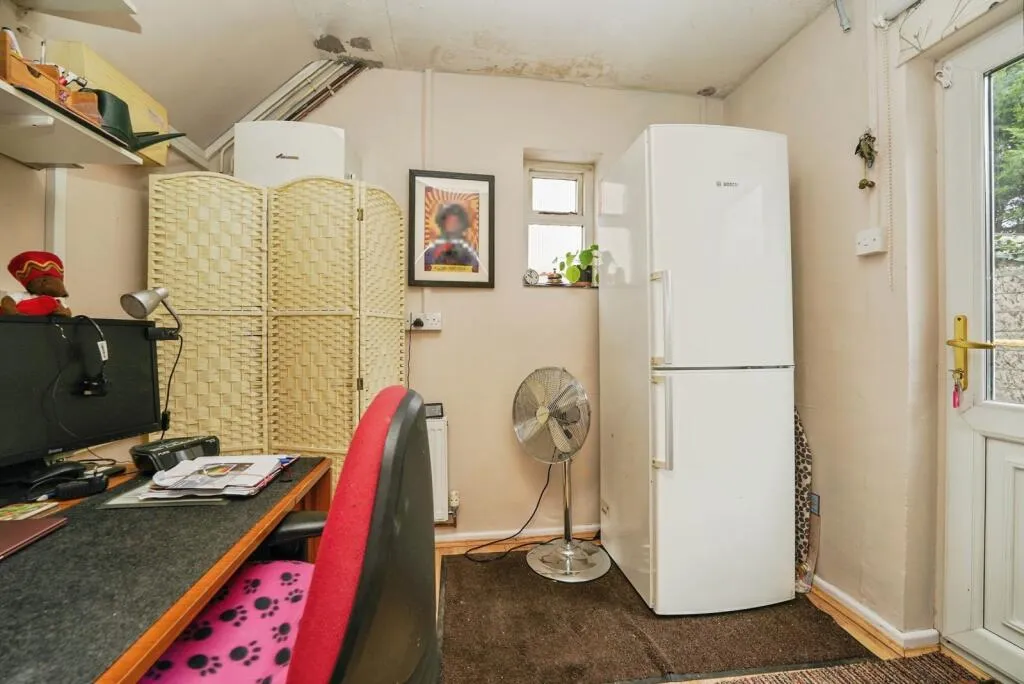 3 bed Semi-Detached