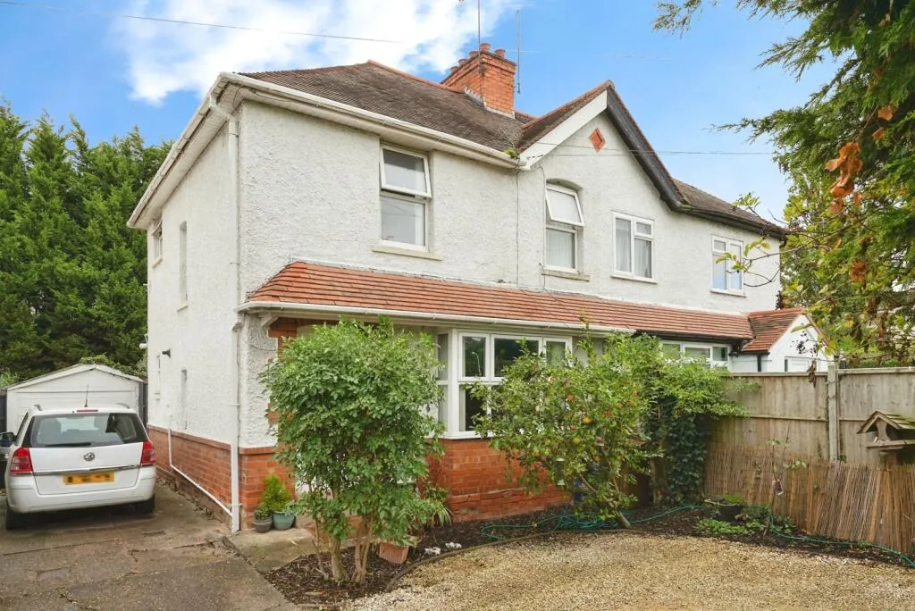 3 bed Semi-Detached