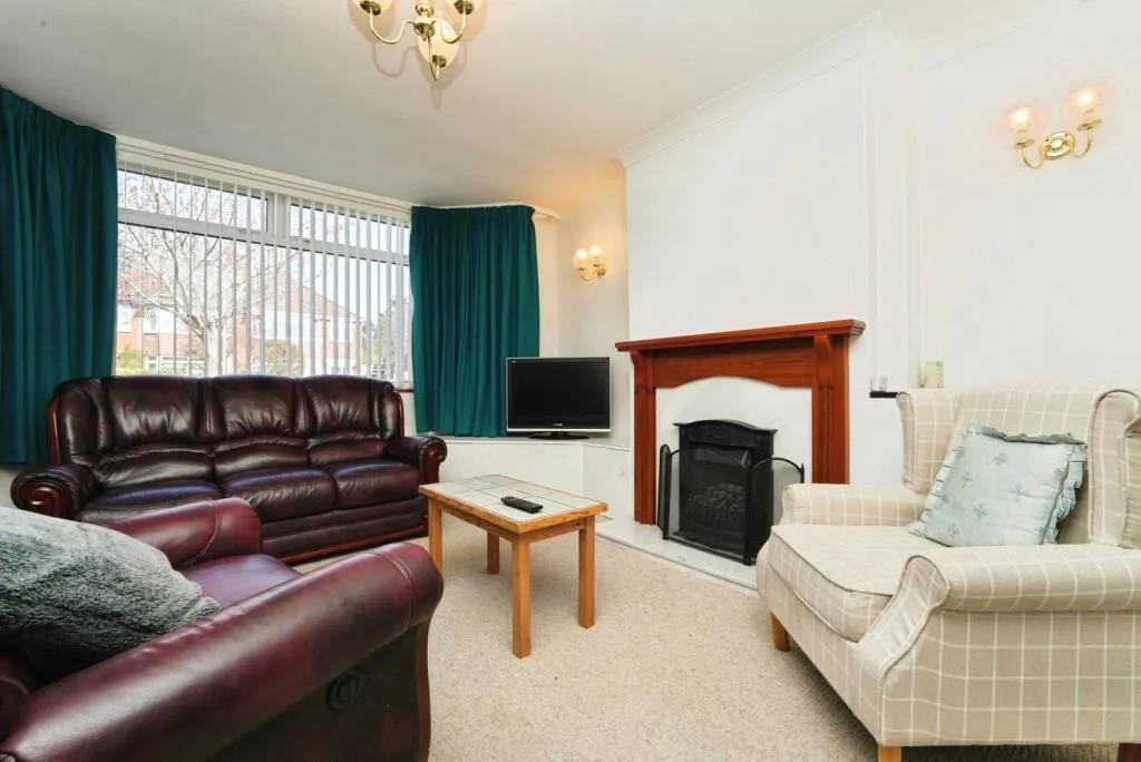 3 bed Semi-Detached