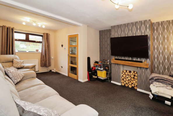 3 bed Semi-Detached