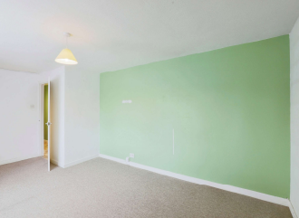 1 bed Ground Flat