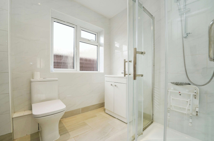 4 bed Bungalow