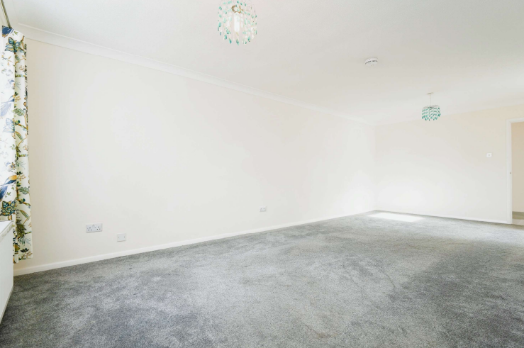 4 bed Bungalow