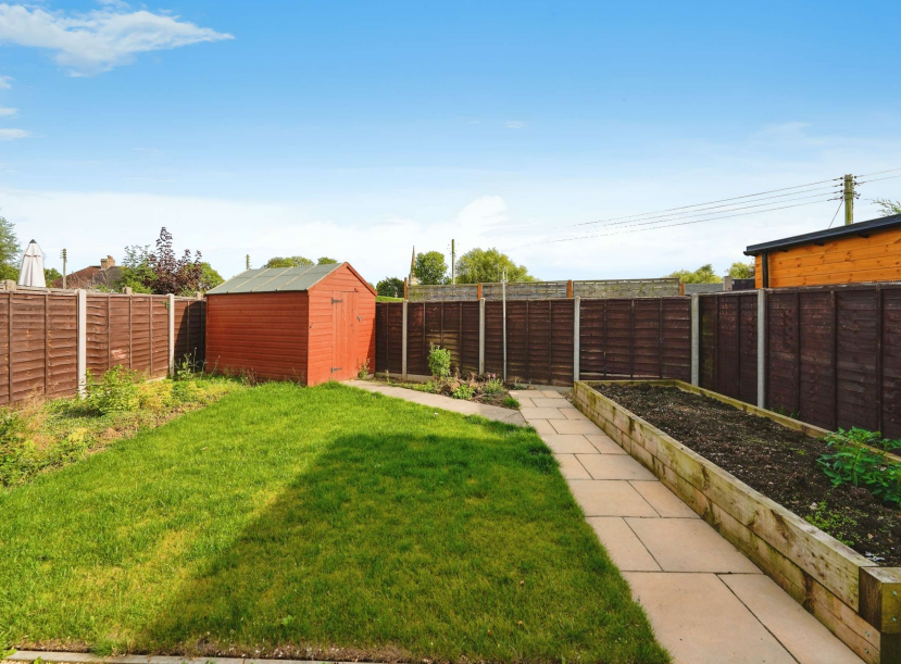 4 bed Bungalow