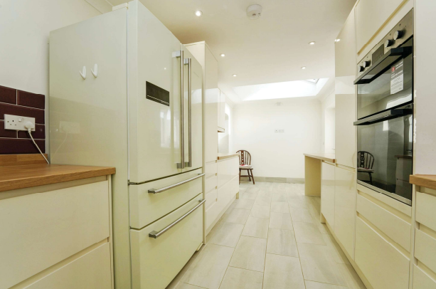 4 bed Bungalow