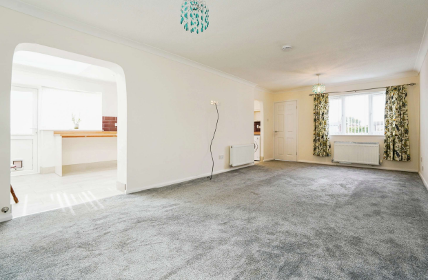 4 bed Bungalow