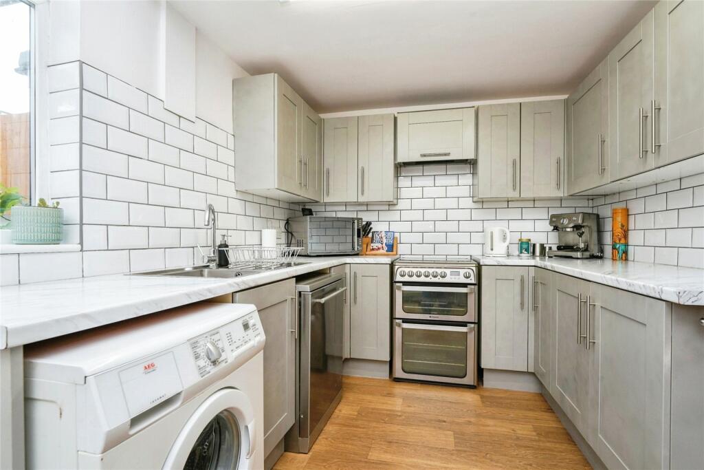 2 bed Terraced