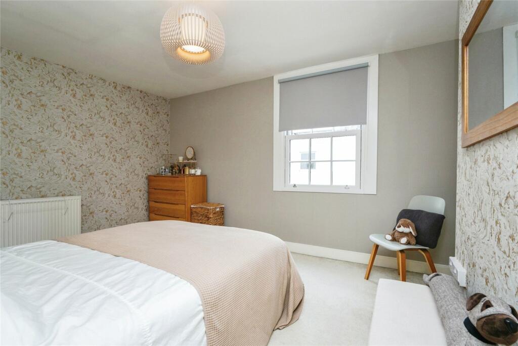 2 bed Terraced