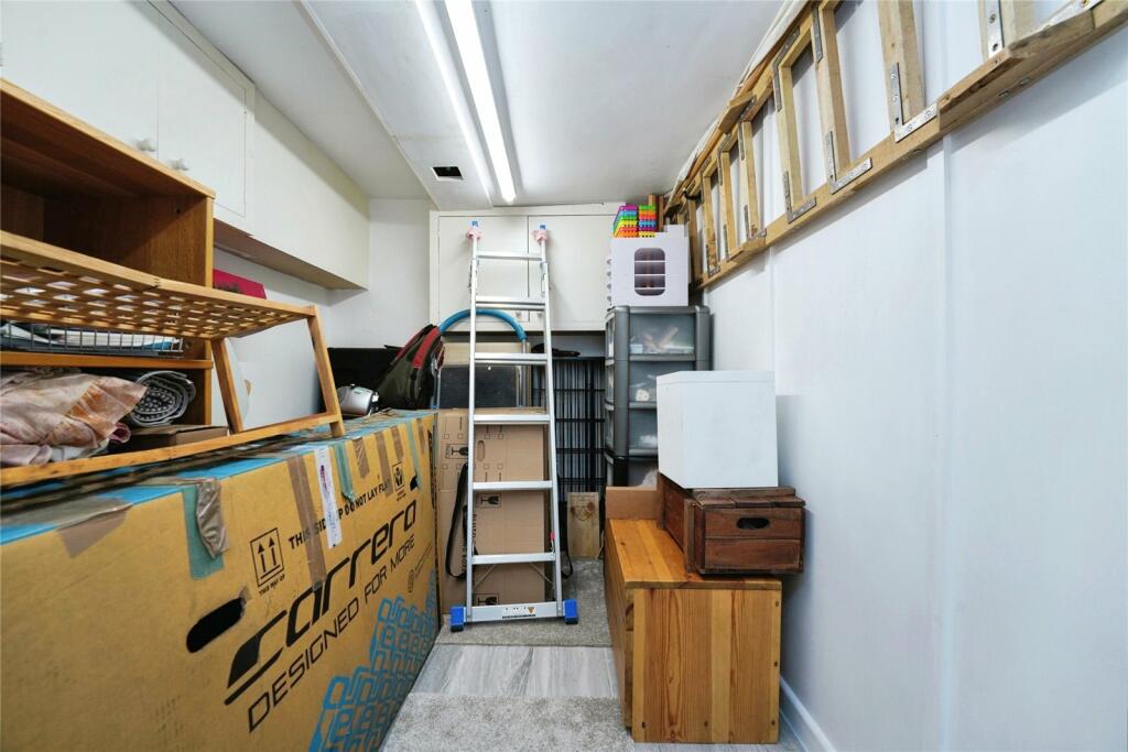 2 bed Terraced