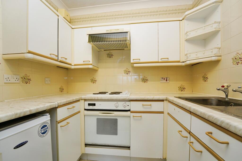 1 bed Retirement Property