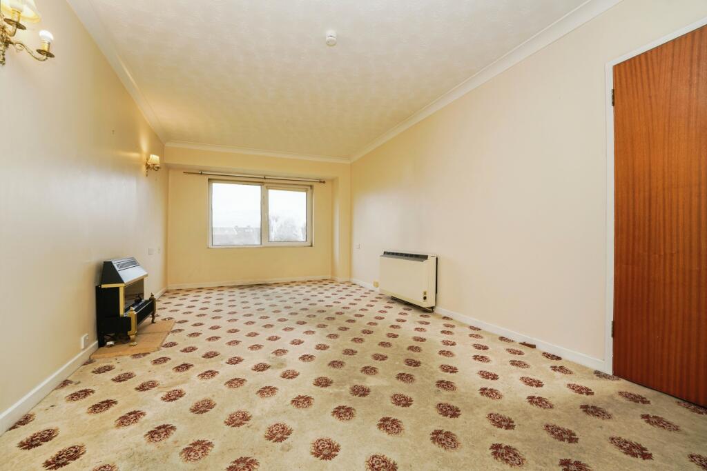 1 bed Retirement Property