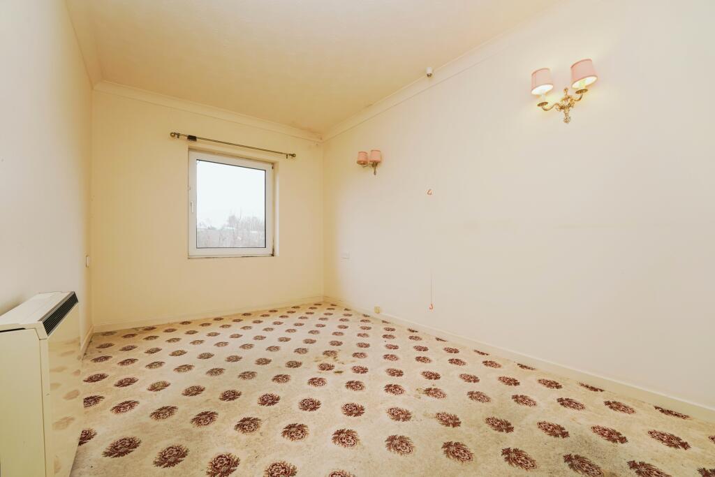 1 bed Retirement Property