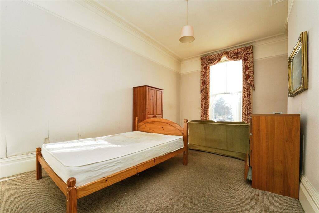 4 bed Duplex