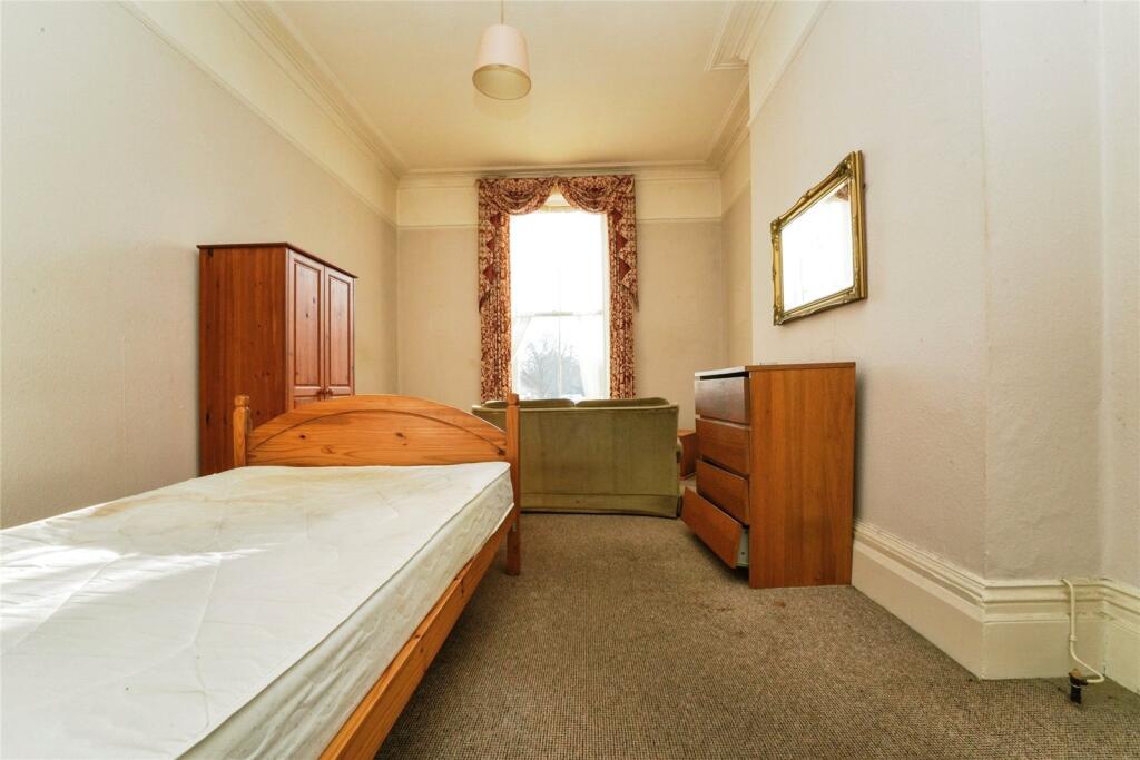 4 bed Duplex