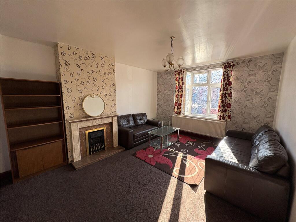 3 bed Semi-Detached