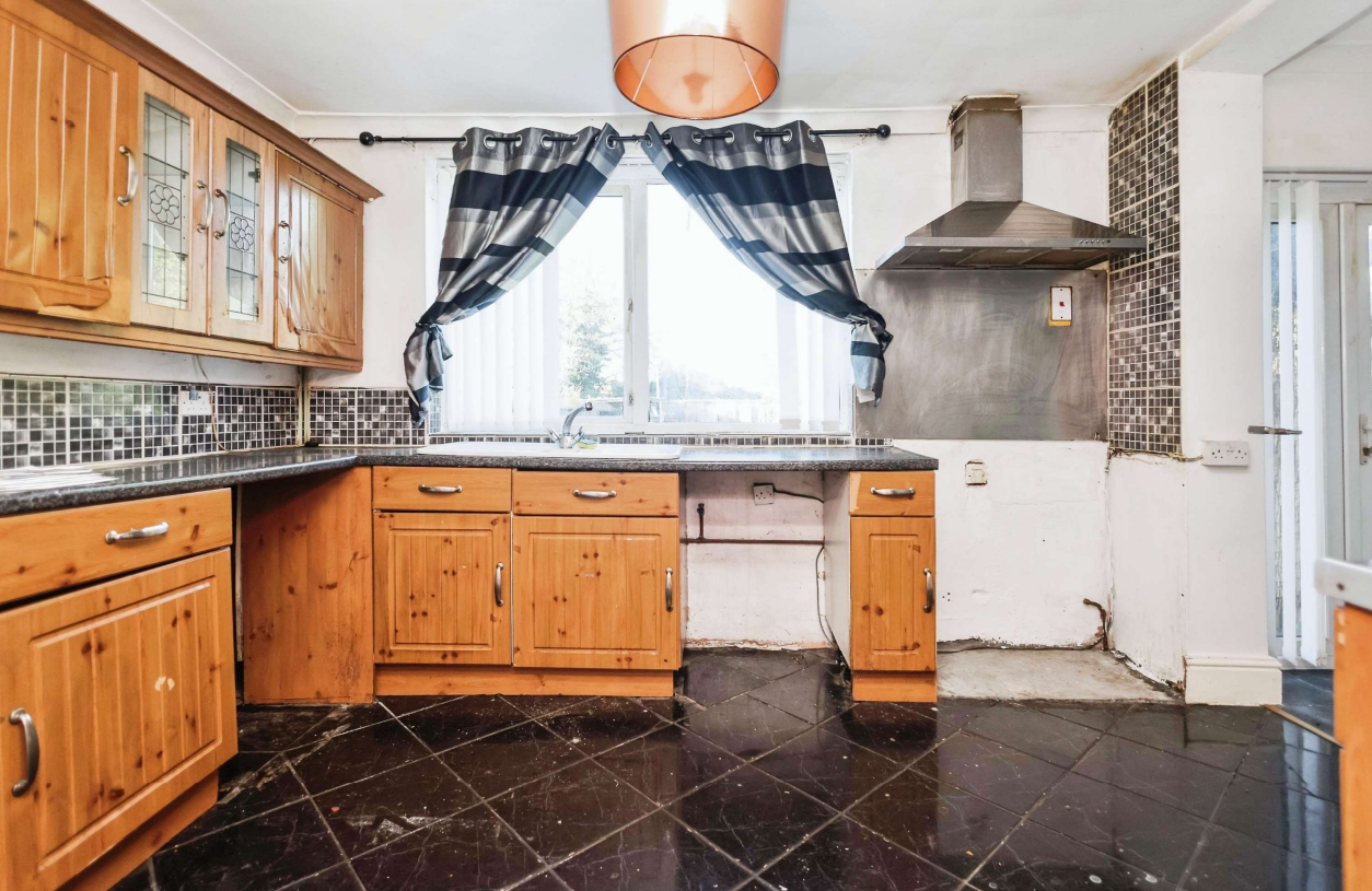 3 bed Semi-Detached