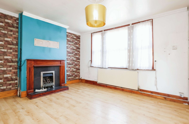 3 bed Semi-Detached