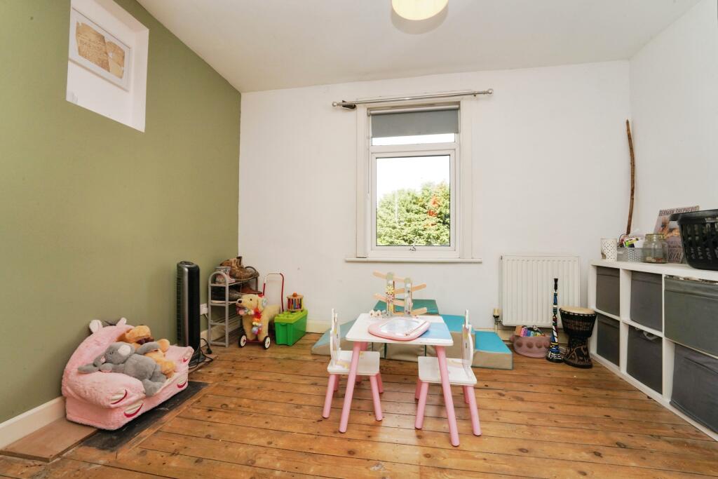 3 bed Semi-Detached