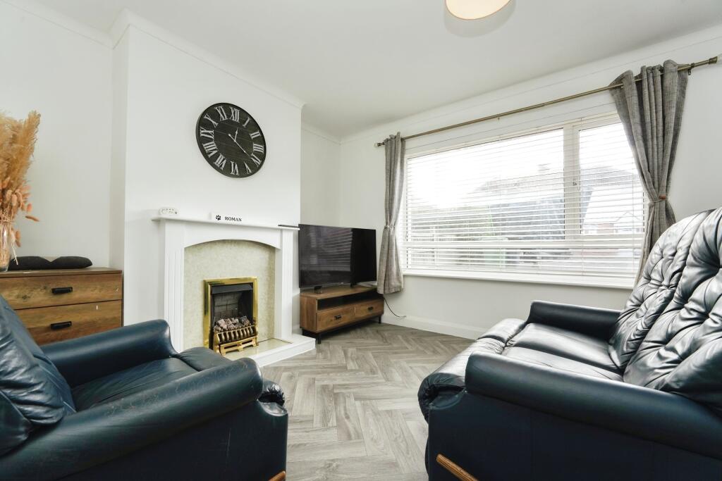 3 bed Semi-Detached