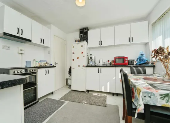 3 bed Semi-Detached Bungalow