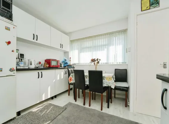 3 bed Semi-Detached Bungalow