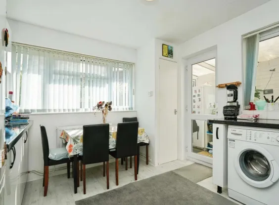 3 bed Semi-Detached Bungalow