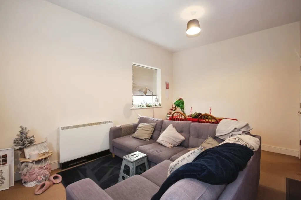 2 bed Apartment