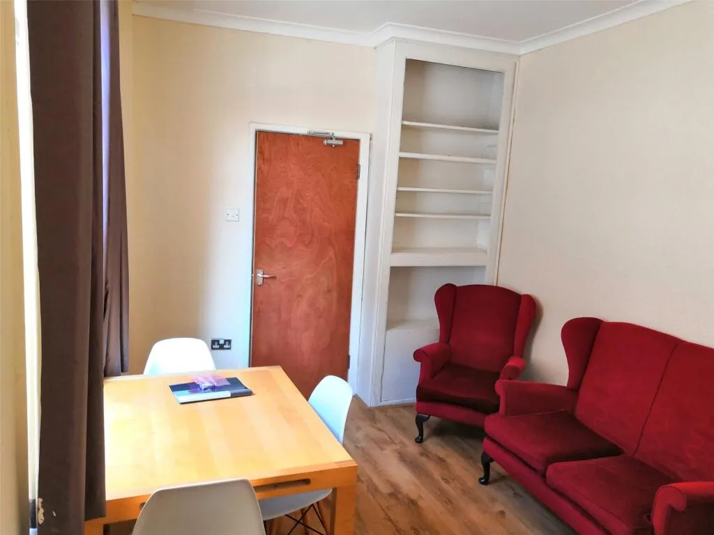 6 bed House Share