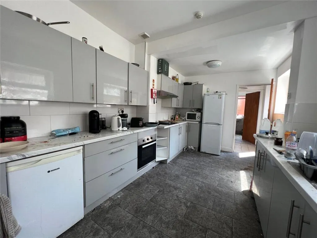 6 bed House Share