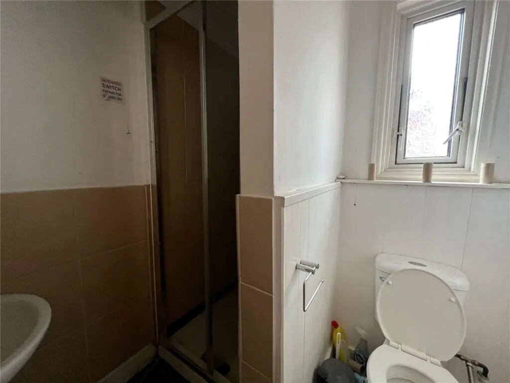 6 bed House Share