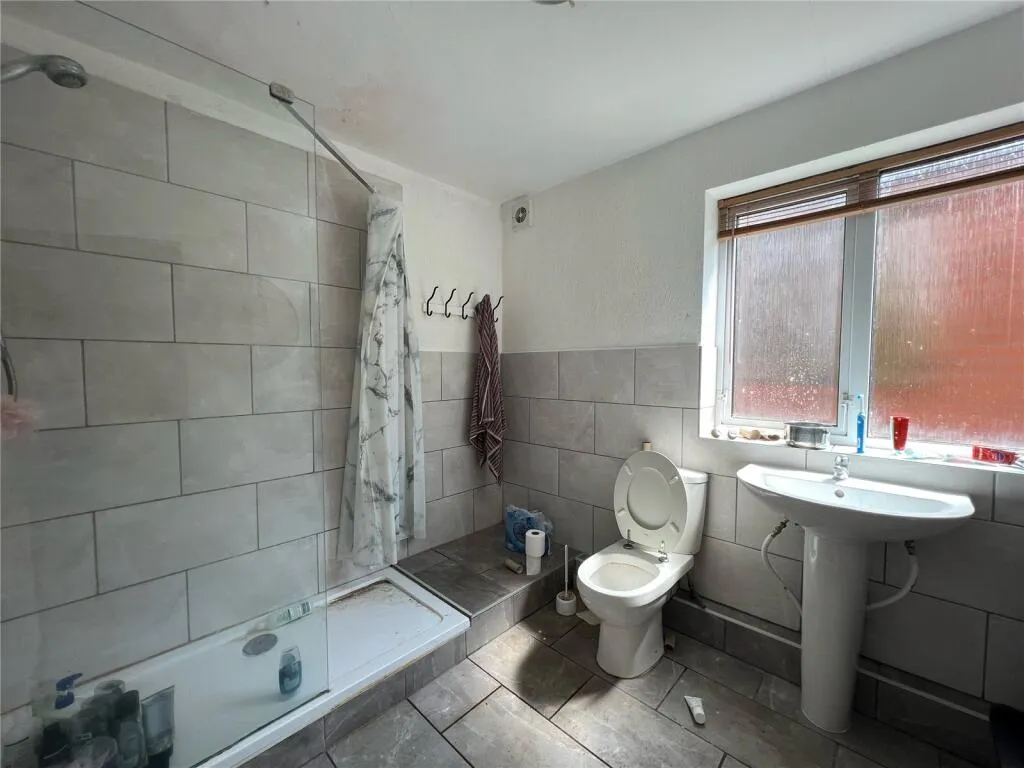 6 bed House Share