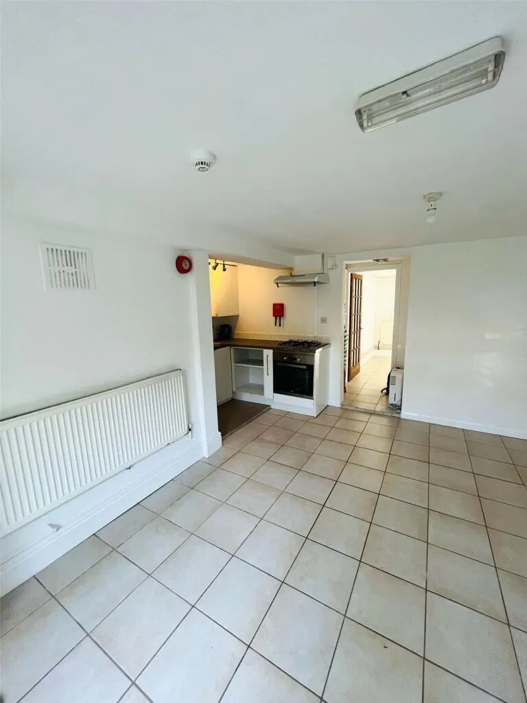 6 bed House Share